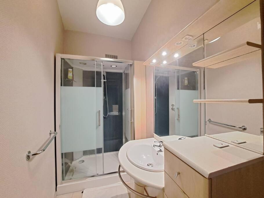 Perth, Bel Appartement Lumineux Reims Luaran gambar